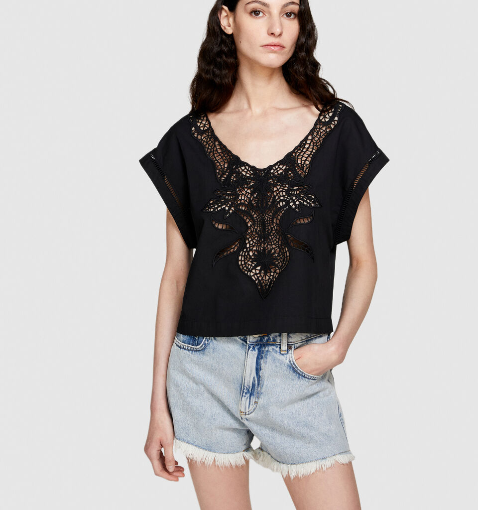 Cropped blouse with crochet - women's blouses - Black | Sisley image number 4
